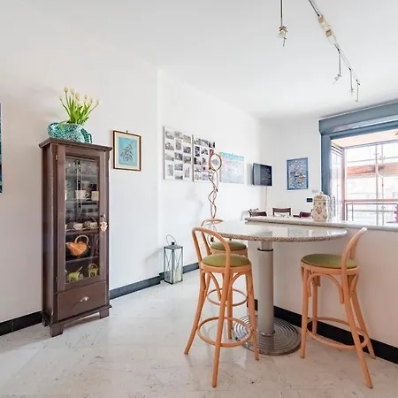 Appartement Joivy Porto Antico Flat Genua