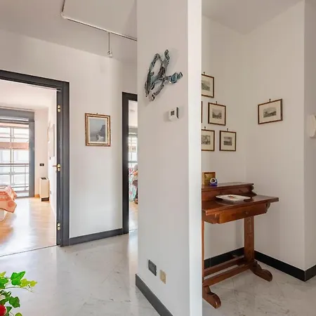 Joivy Porto Antico Flat Genoa